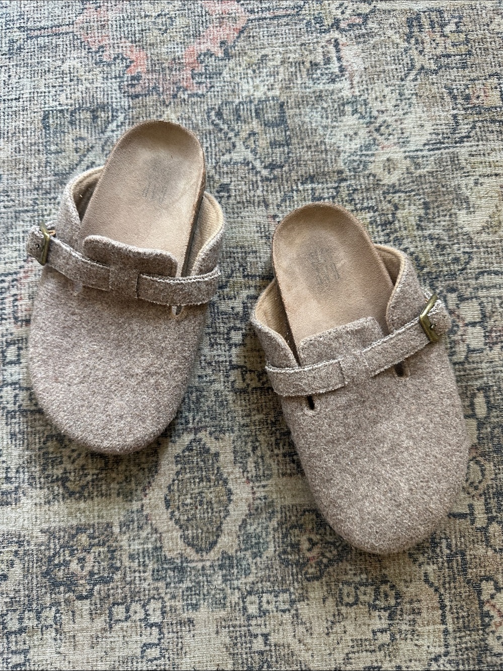 Gap kids slip on clogs shoes size 12 / 13